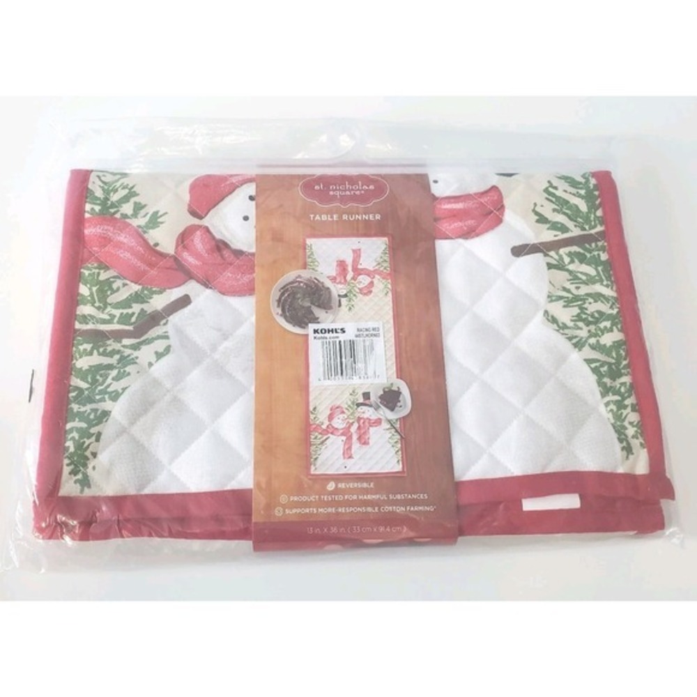 St Nicholas Square Yuletide Reversible Quilted Table Runner 36" Christmas NEW